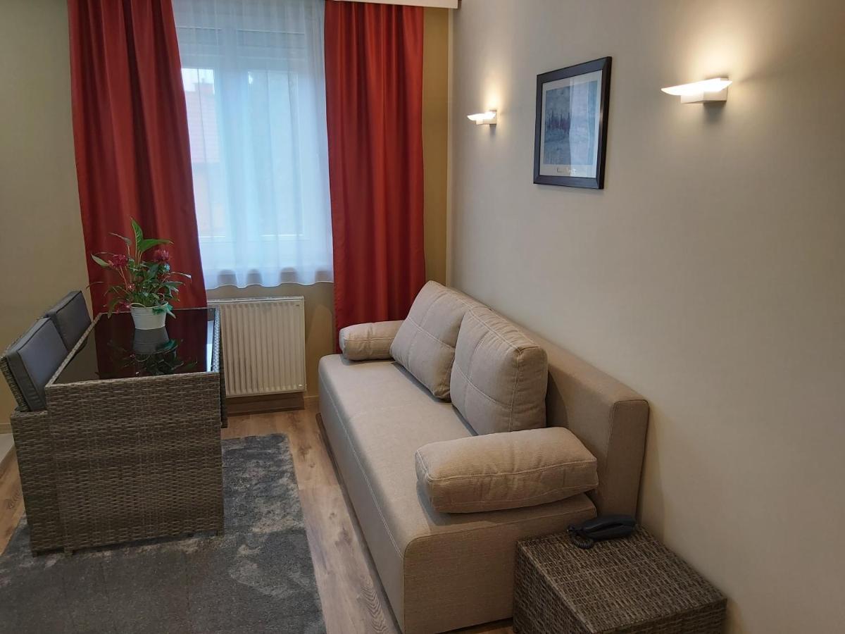 Appartement Aragia Klagenfurt am Woerthersee ภายนอก รูปภาพ