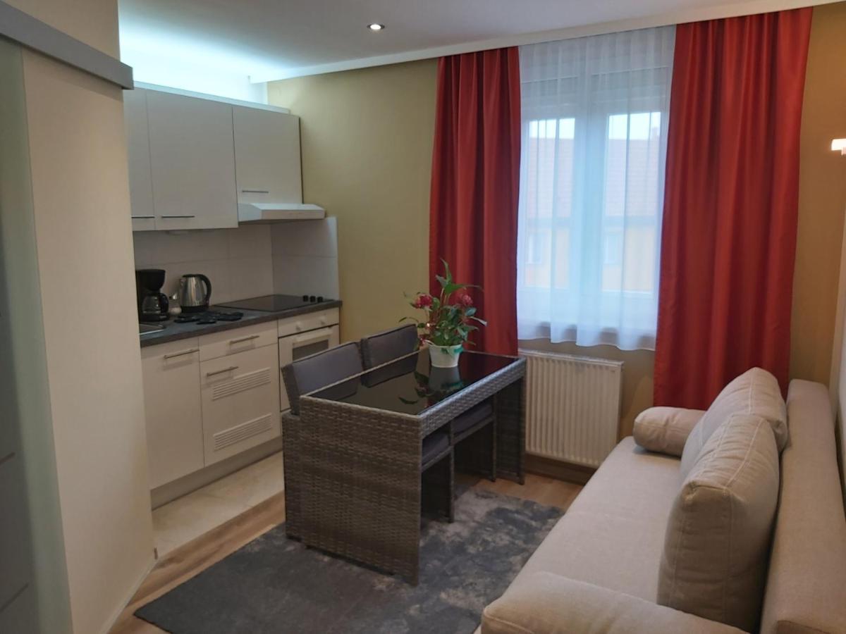 Appartement Aragia Klagenfurt am Woerthersee ภายนอก รูปภาพ